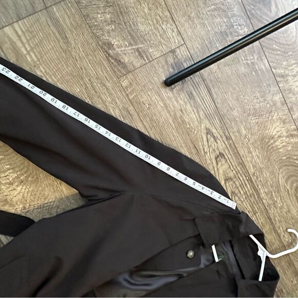 Ralph Lauren Black Trench Coat in Size 40R - Picture 12 of 15